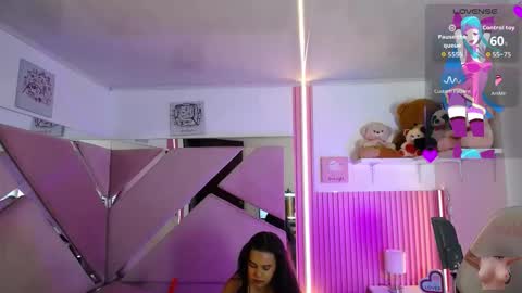 Snapshot of _miaaleon chatting on 3, 10, 2025 Mia online show from 3, 10, 2025