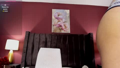 Snapshot of _mila_dyva chatting on 5, 6, 2026 _mila_dyva online show from 5, 6, 2026