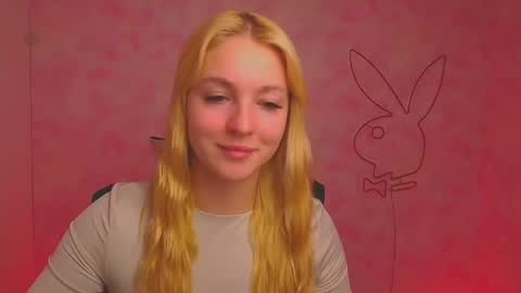 Snapshot of _mila_la_ chatting on 10, 12, 2024 Melanie online show from 10, 12, 2024
