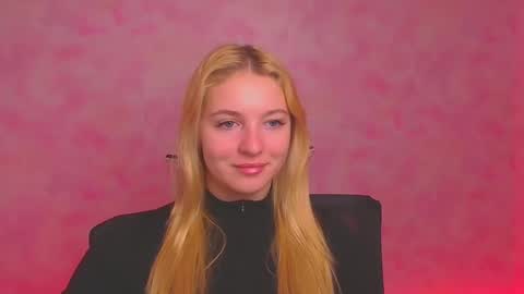 Snapshot of _mila_la_ chatting on 26, 12, 2024 Melanie online show from 26, 12, 2024