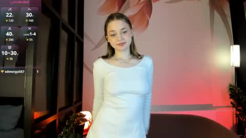 _mila_luna_ online show from 14, 5, 2026