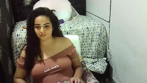 _milf_naughty online show from 8, 10, 2025