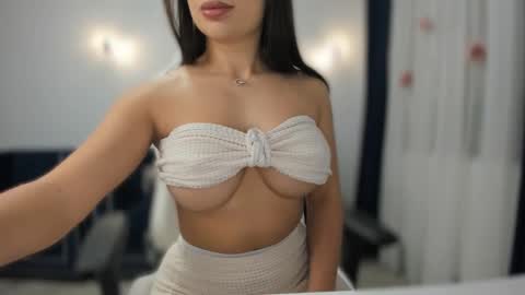 Snapshot of _missperfection_ chatting on 24, 2, 2025 .. my fav tip 1120040012123335 online show from 24, 2, 2025