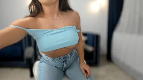 Snapshot of _missperfection_ chatting on 11, 3, 2025 .. my fav tip 1120040012123335 online show from 11, 3, 2025