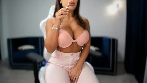 Snapshot of _missperfection_ chatting on 16, 11, 2025 .. my fav tip 1120040012123335 online show from 16, 11, 2025