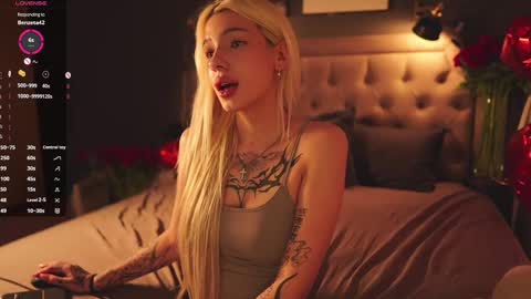 Snapshot of _miumiu_ chatting on 16, 2, 2025 Sasha online show from 16, 2, 2025