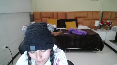 Natalie online show from 19, 1, 2025