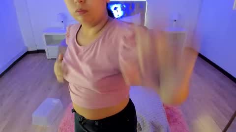 Natalie online show from 19, 10, 2025