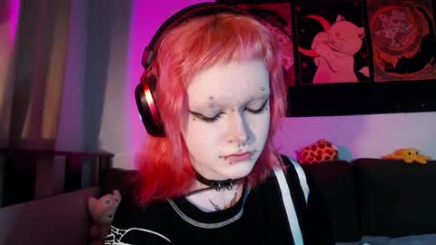 Snapshot of _nicole_meow_ chatting on 5, 6, 2026 Nicole online show from 5, 6, 2026