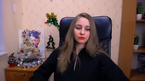 Snapshot of _nicole_new chatting on 30, 12, 2024 Nica online show from 30, 12, 2024