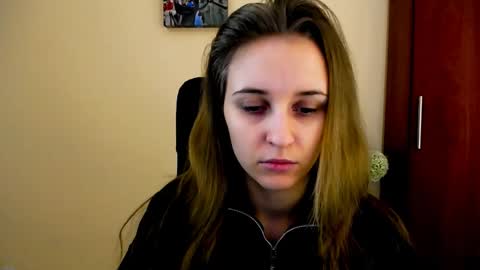 Snapshot of _nicole_new chatting on 6, 1, 2025 Nica online show from 6, 1, 2025