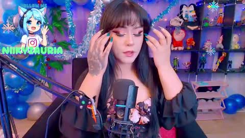 niiky online show from 17, 12, 2025