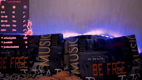 Snapshot of _pando4ka_ chatting on 20, 10, 2025 pando4ka online show from 20, 10, 2025