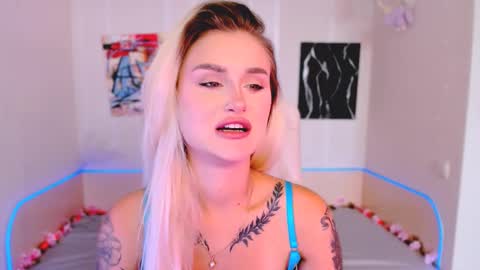 Snapshot of _ravena chatting on 29, 9, 2025 _ravena online show from 29, 9, 2025