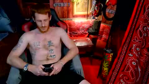 Snapshot of _redxxx chatting on 26, 4, 2026 REDxxx online show from 26, 4, 2026