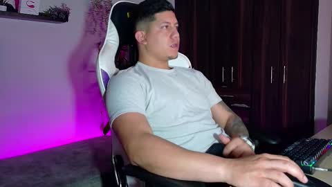 Roberto online show from 20, 12, 2025