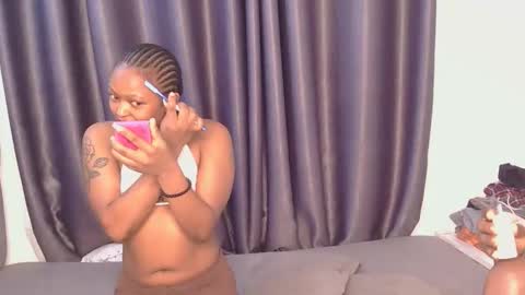  Roxxana online show from 12, 4, 2026