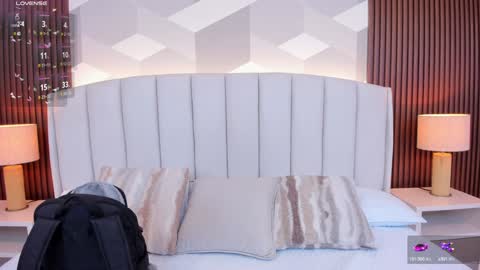 Antonella  online show from 8, 1, 2025