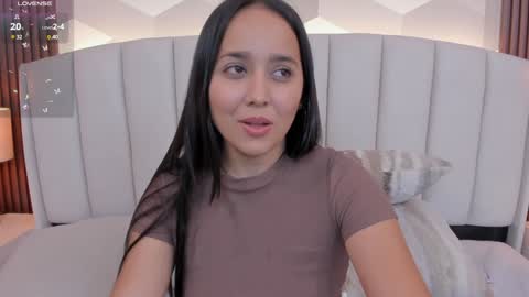 Antonella  online show from 6, 2, 2025