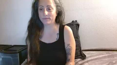 Sara Lynn online show from 13, 5, 2026