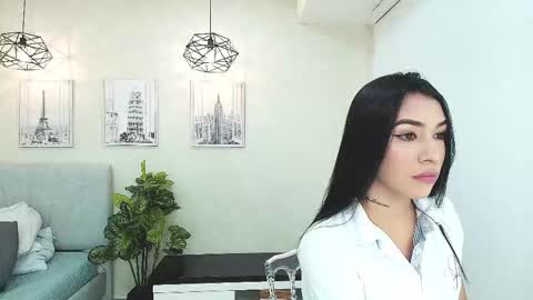 Snapshot of _sassy_girl chatting on 13, 10, 2025 Sassy Girl online show from 13, 10, 2025