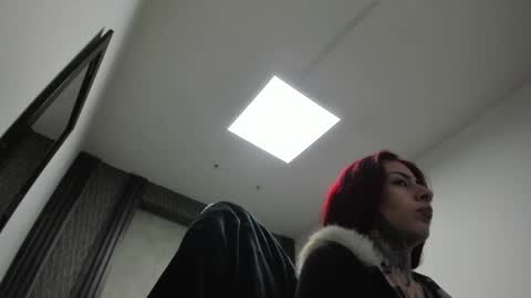 Selene online show from 6, 3, 2026