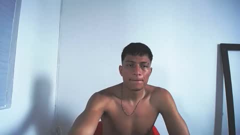 Juan Pablo-independent model online show from 9, 11, 2025