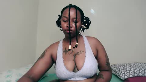 Snapshot of _sexysquirter chatting on 16, 11, 2025 _sexysquirter online show from 16, 11, 2025