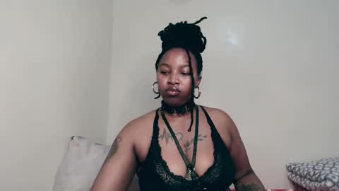 Snapshot of _sexysquirter chatting on 17, 12, 2025 _sexysquirter online show from 17, 12, 2025