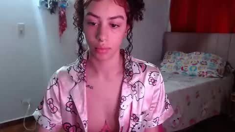 Snapshot of _shanellxxx chatting on 8, 6, 2026 _shanellxxx online show from 8, 6, 2026