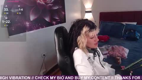 Snapshot of _sharlotte777 chatting on 12, 2, 2025 _sharlotte777 online show from 12, 2, 2025