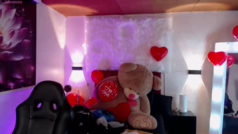 Snapshot of _sharlotte777 chatting on 18, 2, 2025 _sharlotte777 online show from 18, 2, 2025