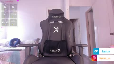 Snapshot of _simoonn_ chatting on 26, 5, 2026 Liam modelo independiente online show from 26, 5, 2026