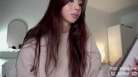 Snapshot of _sirine_ chatting on 19, 9, 2025 Marinette online show from 19, 9, 2025