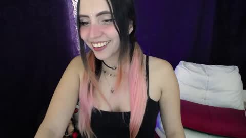 Snapshot of _sofiapink chatting on 19, 5, 2026 Sofia online show from 19, 5, 2026
