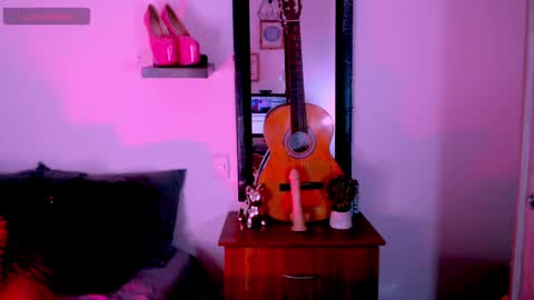 Snapshot of _sofiluna chatting on 6, 12, 2024 SofiLuna online show from 6, 12, 2024