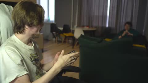 OLIVERpvt is open online show from 27, 2, 2025