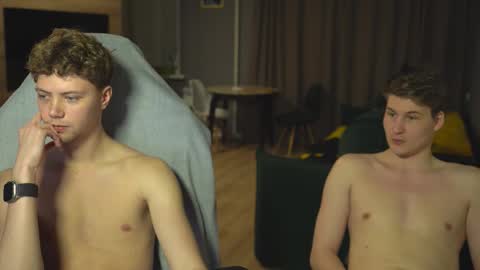 OLIVERpvt is open online show from 4, 11, 2025