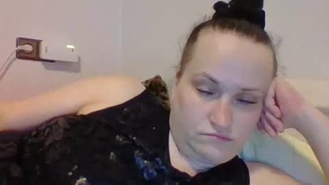 Melisa online show from 11, 3, 2025