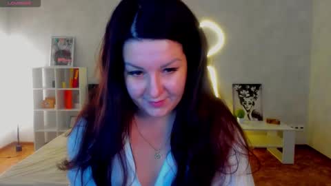 Snapshot of _still_her chatting on 27, 11, 2025 Erica online show from 27, 11, 2025