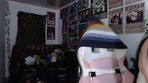 Snapshot of _succubowie_ chatting on 26, 9, 2025 Succubowie online show from 26, 9, 2025