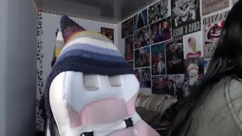 Snapshot of _succubowie_ chatting on 7, 10, 2025 Succubowie online show from 7, 10, 2025