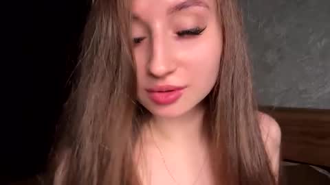 Kira online show from 3, 3, 2026