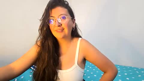 _sweet_melodyy online show from 28, 5, 2026