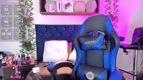 Snapshot of _taylor_black chatting on 29, 11, 2025 Taylor online show from 29, 11, 2025