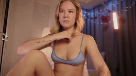 Annie online show from 19, 2, 2026