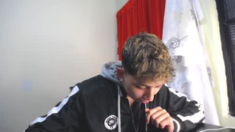 Thomas online show from 12, 1, 2025