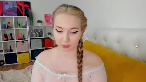 LilyOpen Pvt online show from 23, 2, 2026