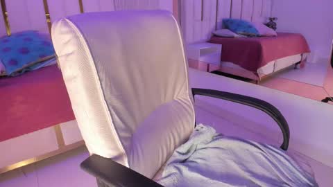 Rousse  online show from 18, 1, 2026