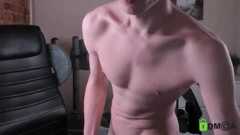 Snapshot of _tokyo_ghoul chatting on 31, 10, 2025 _tokyo_ghoul online show from 31, 10, 2025